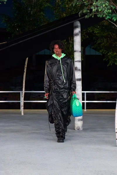 Look 114